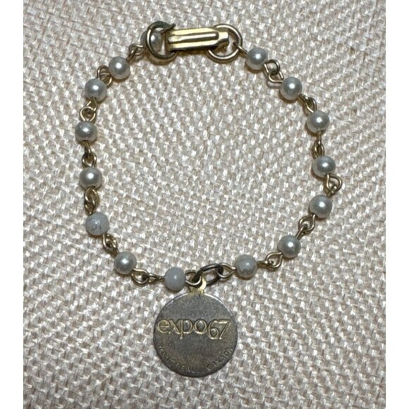 Expo 67 Faux Pearl Bracelet Gold Tone Clasp Medallion Canada Petite or Childs - Picture 7 of 8